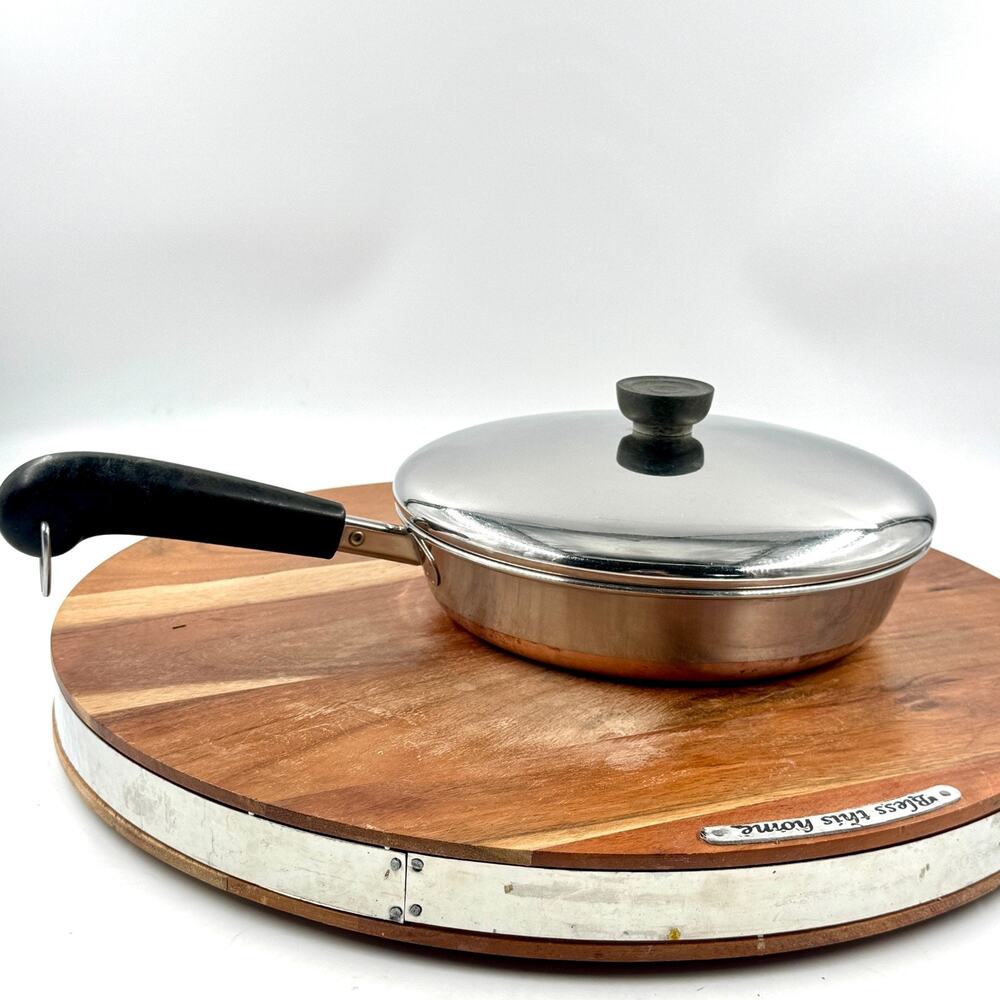 Vintage 70s Revere Ware 1801 Copper Bottom 9 in Skillet w Lid Clinton IL EX COND